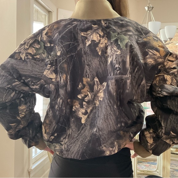 Columbia camouflage jacket, bomber style, zip front, Ladies Size M - Picture 2 of 7